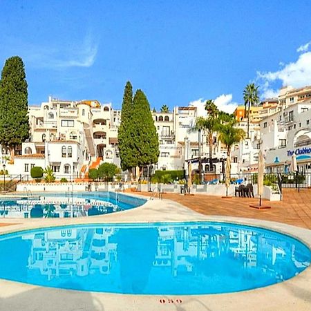 Estudio Pasodoble. Pueblo Evita Benalmádena Buitenkant foto